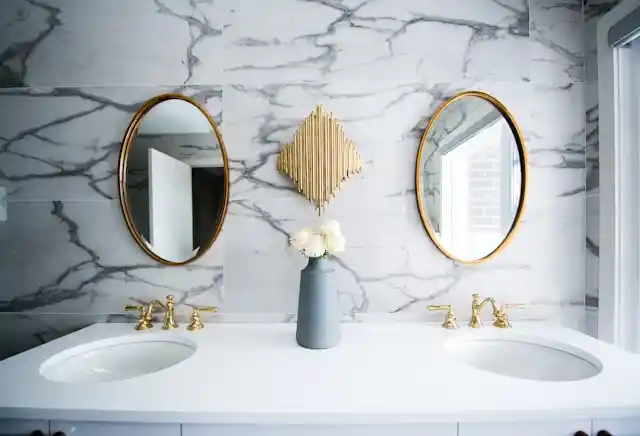 Bathroom Painting